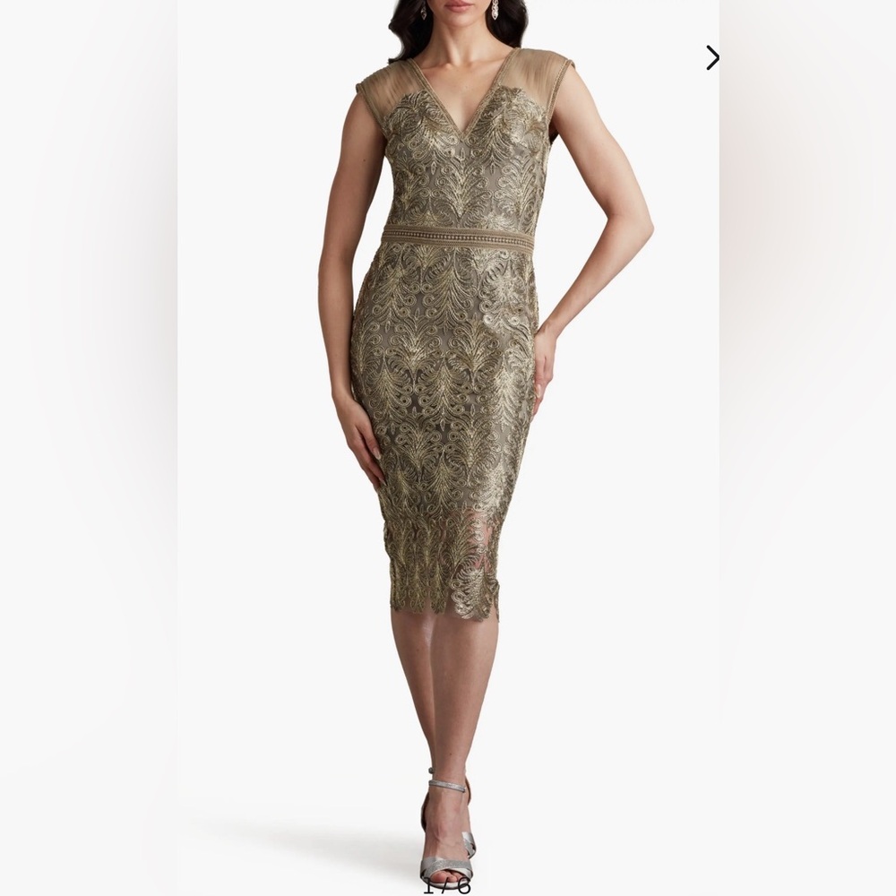 NWT Tadashi Shoji Sequin Corded Lace Sheath Dress, Size 14